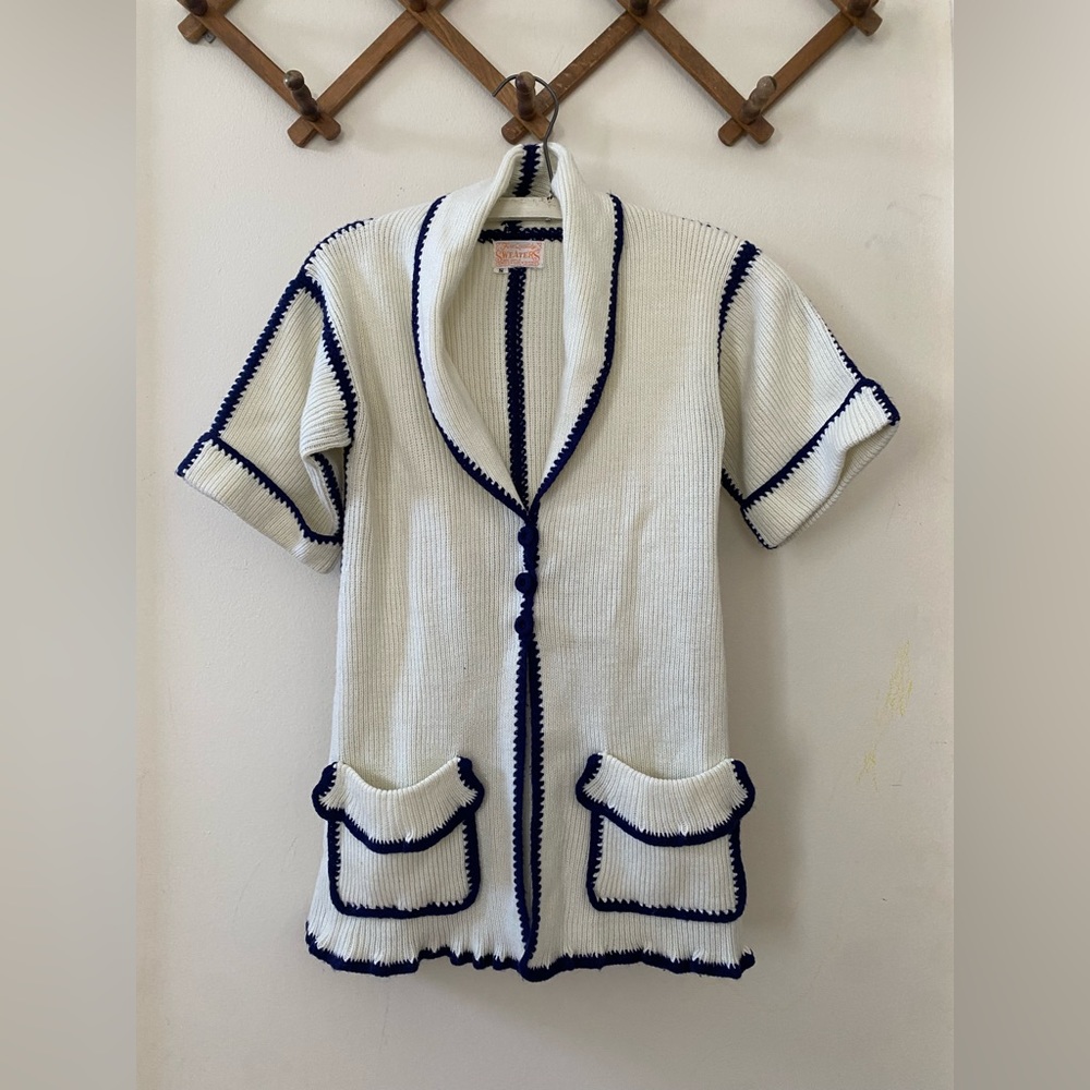 Navy and Cream Colorblock Short Sleeve Sweater 1970s - S